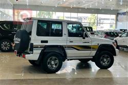 Toyota Land Cruiser 70